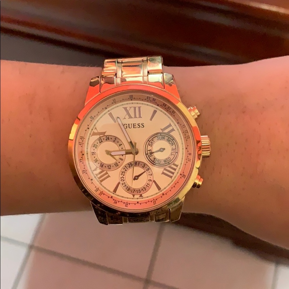 Don’t need cleaning out closet!  TAKING OFFERS